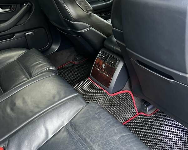 Синий Ауди А8, объемом двигателя 2.97 л и пробегом 386 тыс. км за 8700 $, фото 17 на Automoto.ua