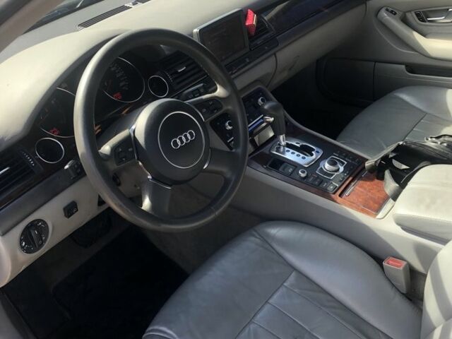 Ауди А8 2004 в Киеве на Automoto.ua Синий Ауди А8, объемом двигателя 3 л и пробегом 319 тыс. км за 6000 $, фото 7 на Automoto.ua