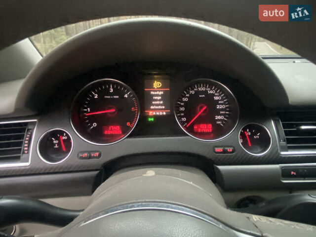 Синій Ауді A8, об'ємом двигуна 3 л та пробігом 328 тис. км за 9000 $, фото 10 на Automoto.ua