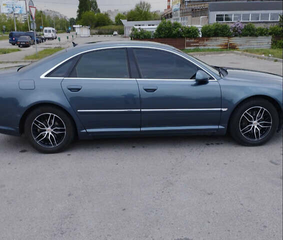 Синий Ауди А8, объемом двигателя 3 л и пробегом 370 тыс. км за 7300 $, фото 5 на Automoto.ua