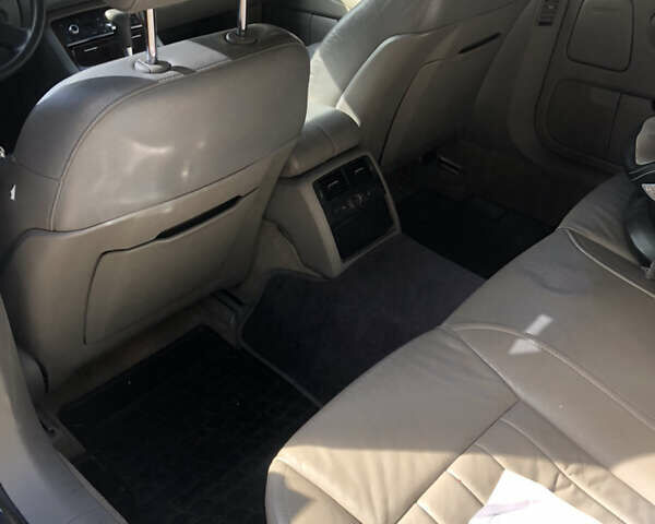 Синий Ауди А8, объемом двигателя 3 л и пробегом 319 тыс. км за 5800 $, фото 13 на Automoto.ua