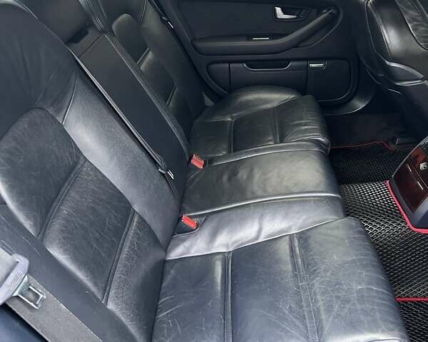 Синий Ауди А8, объемом двигателя 2.97 л и пробегом 386 тыс. км за 8700 $, фото 20 на Automoto.ua