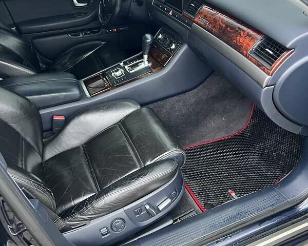 Синий Ауди А8, объемом двигателя 2.97 л и пробегом 386 тыс. км за 8700 $, фото 22 на Automoto.ua