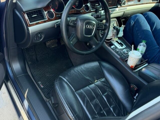 Синій Ауді A8, об'ємом двигуна 2.97 л та пробігом 429 тис. км за 10000 $, фото 6 на Automoto.ua