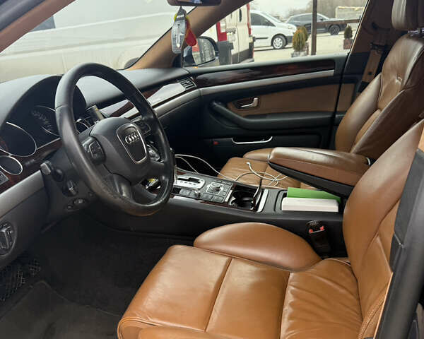 Синій Ауді A8, об'ємом двигуна 3 л та пробігом 305 тис. км за 8500 $, фото 9 на Automoto.ua