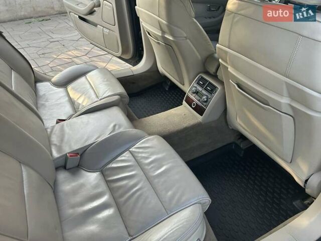 Синий Ауди А8, объемом двигателя 3 л и пробегом 320 тыс. км за 11600 $, фото 20 на Automoto.ua