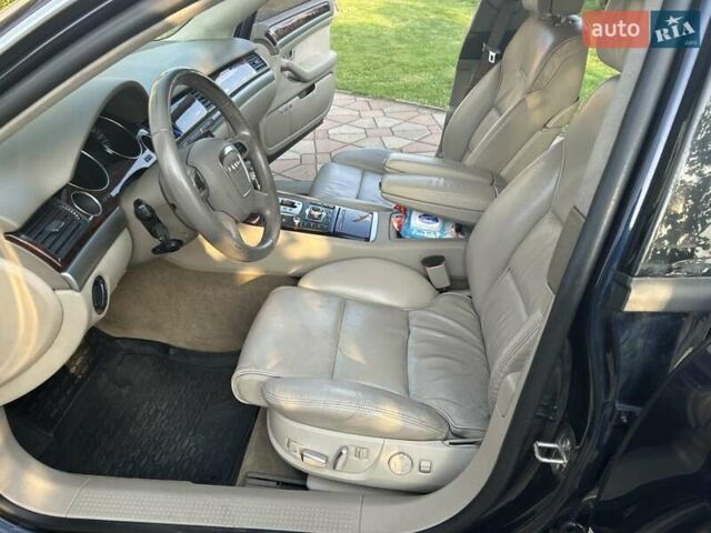 Синий Ауди А8, объемом двигателя 3 л и пробегом 320 тыс. км за 11600 $, фото 14 на Automoto.ua