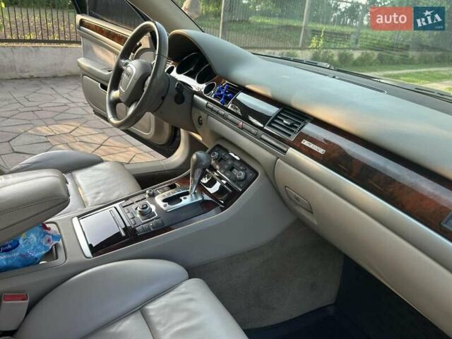Синий Ауди А8, объемом двигателя 3 л и пробегом 320 тыс. км за 11600 $, фото 12 на Automoto.ua