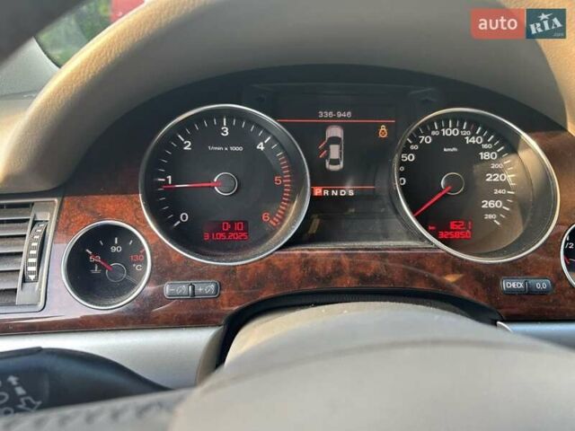 Синий Ауди А8, объемом двигателя 3 л и пробегом 320 тыс. км за 11600 $, фото 11 на Automoto.ua