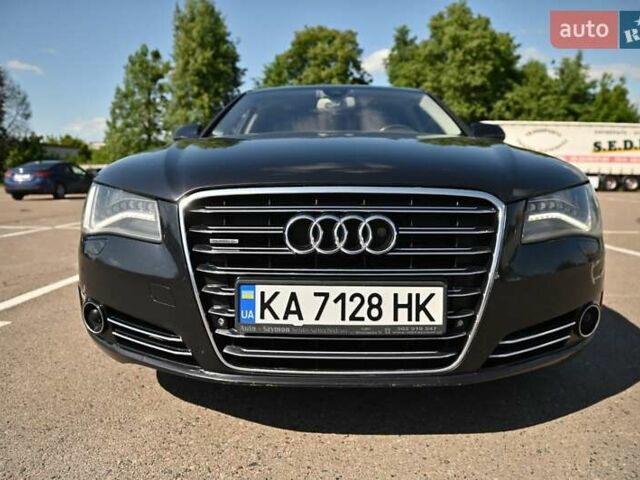 Синий Ауди А8, объемом двигателя 4.13 л и пробегом 365 тыс. км за 19999 $, фото 64 на Automoto.ua