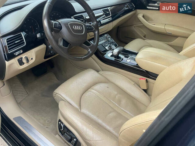 Синий Ауди А8, объемом двигателя 4.16 л и пробегом 160 тыс. км за 14300 $, фото 15 на Automoto.ua