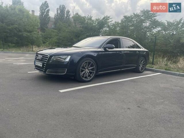 Синий Ауди А8, объемом двигателя 6.3 л и пробегом 160 тыс. км за 28000 $, фото 6 на Automoto.ua