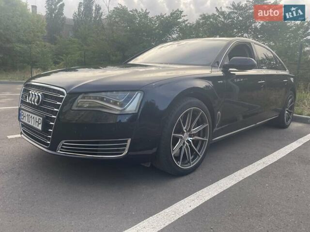 Синий Ауди А8, объемом двигателя 6.3 л и пробегом 160 тыс. км за 28000 $, фото 1 на Automoto.ua