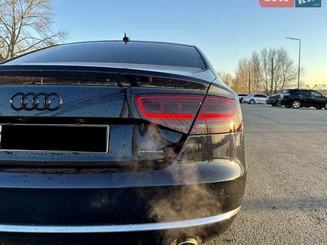 Синій Ауді A8, об'ємом двигуна 3 л та пробігом 218 тис. км за 14999 $, фото 11 на Automoto.ua