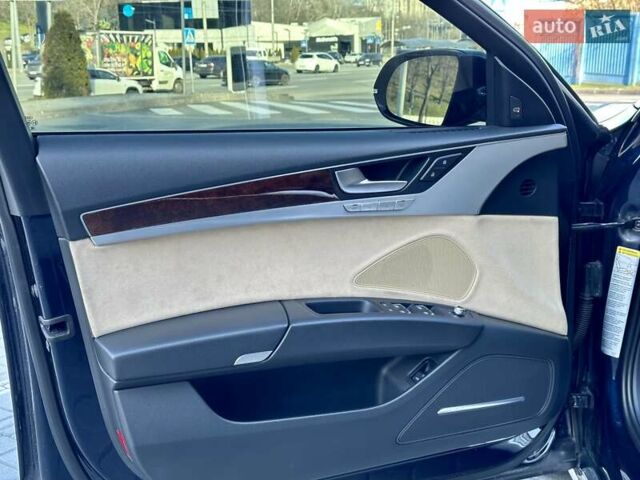 Синий Ауди А8, объемом двигателя 3 л и пробегом 224 тыс. км за 13999 $, фото 19 на Automoto.ua