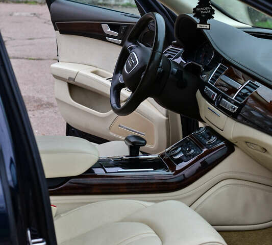 Синій Ауді A8, об'ємом двигуна 3 л та пробігом 240 тис. км за 20000 $, фото 11 на Automoto.ua