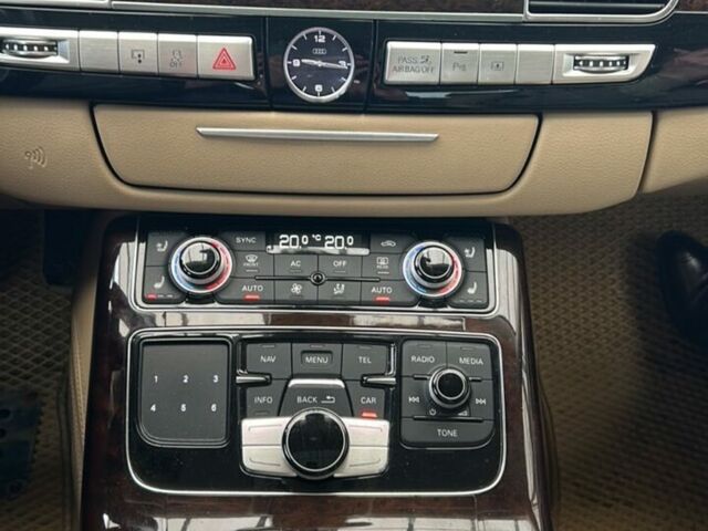 Синій Ауді A8, об'ємом двигуна 4.16 л та пробігом 82 тис. км за 14999 $, фото 16 на Automoto.ua