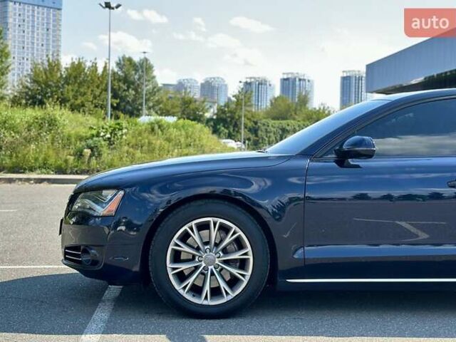 Синий Ауди А8, объемом двигателя 3 л и пробегом 230 тыс. км за 13777 $, фото 4 на Automoto.ua