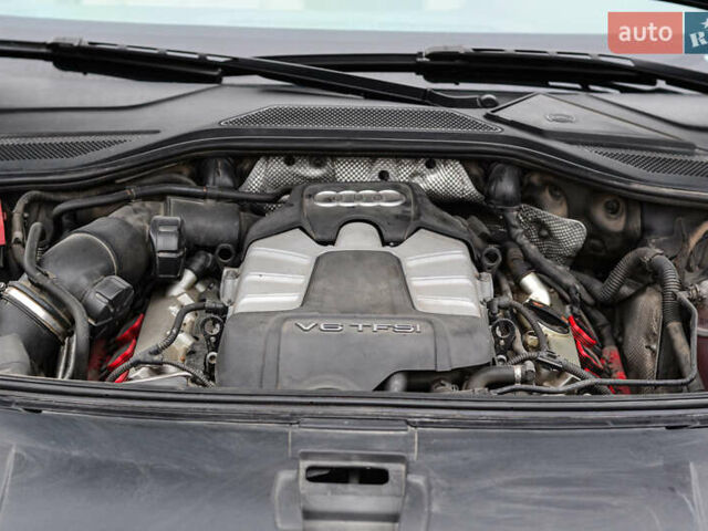 Синій Ауді A8, об'ємом двигуна 3 л та пробігом 240 тис. км за 20000 $, фото 16 на Automoto.ua
