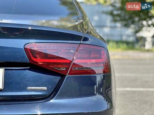 Синий Ауди А8, объемом двигателя 3 л и пробегом 230 тыс. км за 13777 $, фото 17 на Automoto.ua