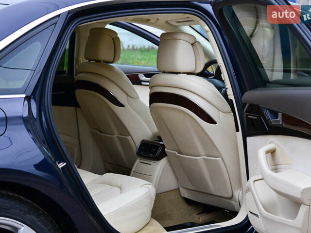 Синій Ауді A8, об'ємом двигуна 3 л та пробігом 240 тис. км за 20000 $, фото 12 на Automoto.ua