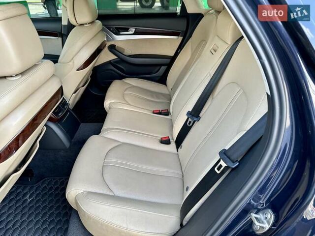 Синий Ауди А8, объемом двигателя 3 л и пробегом 230 тыс. км за 13777 $, фото 36 на Automoto.ua