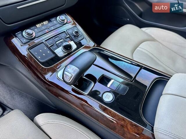Синий Ауди А8, объемом двигателя 3 л и пробегом 224 тыс. км за 13999 $, фото 26 на Automoto.ua