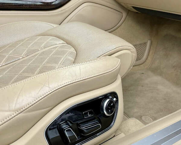 Синій Ауді A8, об'ємом двигуна 3.99 л та пробігом 136 тис. км за 16300 $, фото 29 на Automoto.ua