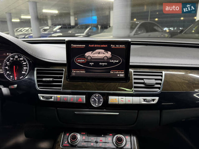 Синий Ауди А8, объемом двигателя 3 л и пробегом 217 тыс. км за 15900 $, фото 26 на Automoto.ua