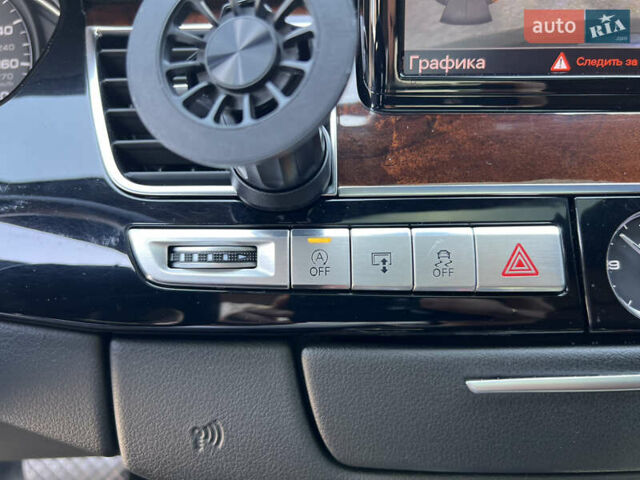 Синий Ауди А8, объемом двигателя 3 л и пробегом 267 тыс. км за 14700 $, фото 49 на Automoto.ua