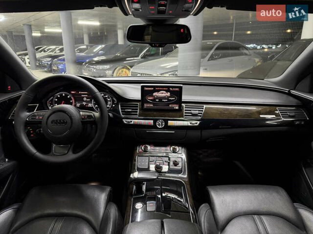 Синий Ауди А8, объемом двигателя 3 л и пробегом 217 тыс. км за 15900 $, фото 25 на Automoto.ua