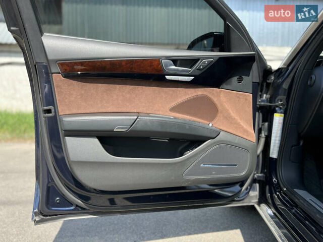 Синий Ауди А8, объемом двигателя 3 л и пробегом 267 тыс. км за 14700 $, фото 36 на Automoto.ua