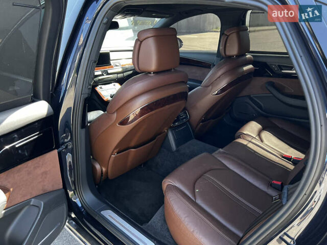 Синий Ауди А8, объемом двигателя 3 л и пробегом 267 тыс. км за 14700 $, фото 77 на Automoto.ua