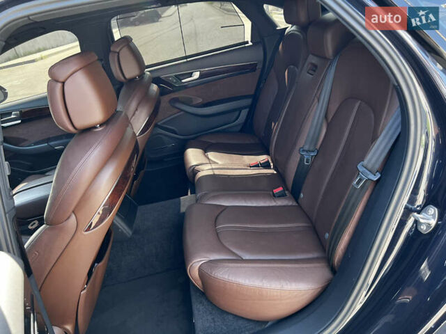 Синий Ауди А8, объемом двигателя 3 л и пробегом 267 тыс. км за 14700 $, фото 78 на Automoto.ua