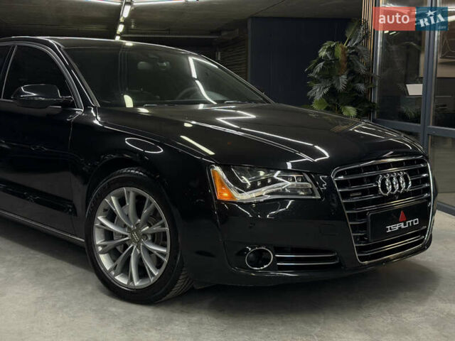 Синий Ауди А8, объемом двигателя 3 л и пробегом 217 тыс. км за 15900 $, фото 3 на Automoto.ua