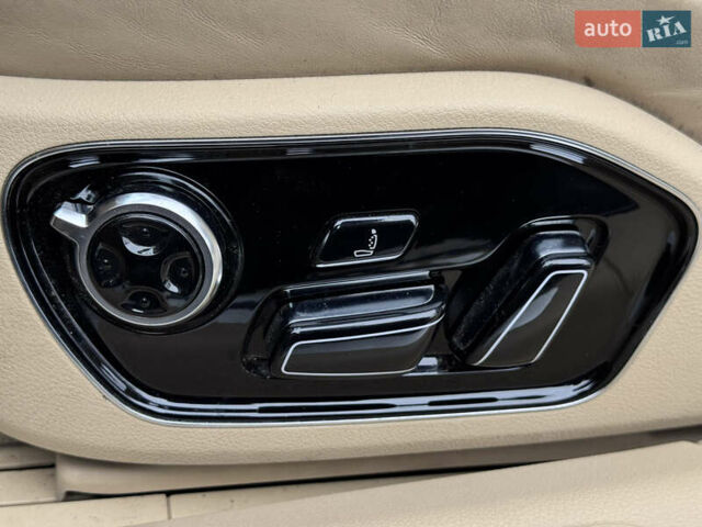 Синій Ауді A8, об'ємом двигуна 3.99 л та пробігом 136 тис. км за 16300 $, фото 13 на Automoto.ua