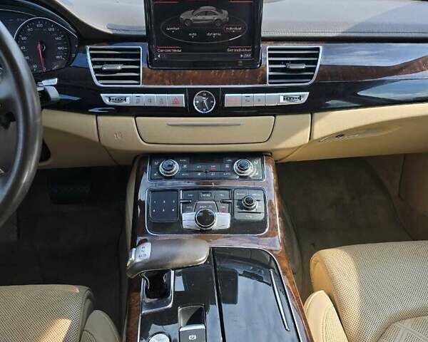 Ауди А8 2013 в Киеве на Automoto.ua Синий Ауди А8, объемом двигателя 3.99 л и пробегом 136 тыс. км за 24000 $, фото 29 на Automoto.ua