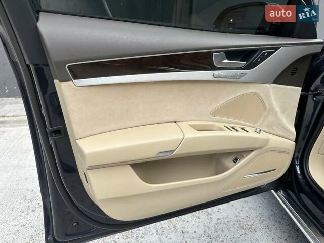 Синій Ауді A8, об'ємом двигуна 3 л та пробігом 248 тис. км за 18450 $, фото 60 на Automoto.ua