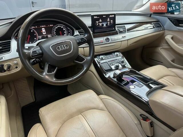 Синій Ауді A8, об'ємом двигуна 3 л та пробігом 248 тис. км за 18450 $, фото 80 на Automoto.ua