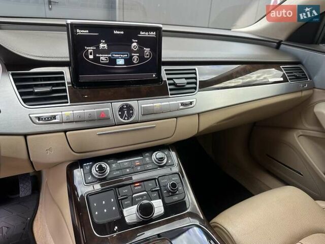 Синій Ауді A8, об'ємом двигуна 3 л та пробігом 248 тис. км за 18450 $, фото 68 на Automoto.ua