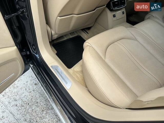 Синій Ауді A8, об'ємом двигуна 3 л та пробігом 248 тис. км за 18450 $, фото 77 на Automoto.ua