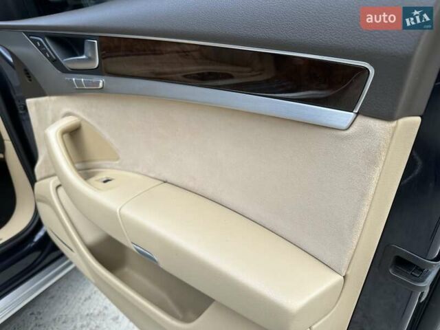 Синій Ауді A8, об'ємом двигуна 3 л та пробігом 248 тис. км за 18450 $, фото 39 на Automoto.ua
