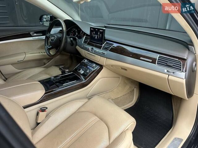 Синій Ауді A8, об'ємом двигуна 3 л та пробігом 248 тис. км за 18450 $, фото 31 на Automoto.ua