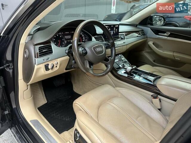 Синій Ауді A8, об'ємом двигуна 3 л та пробігом 248 тис. км за 18450 $, фото 57 на Automoto.ua