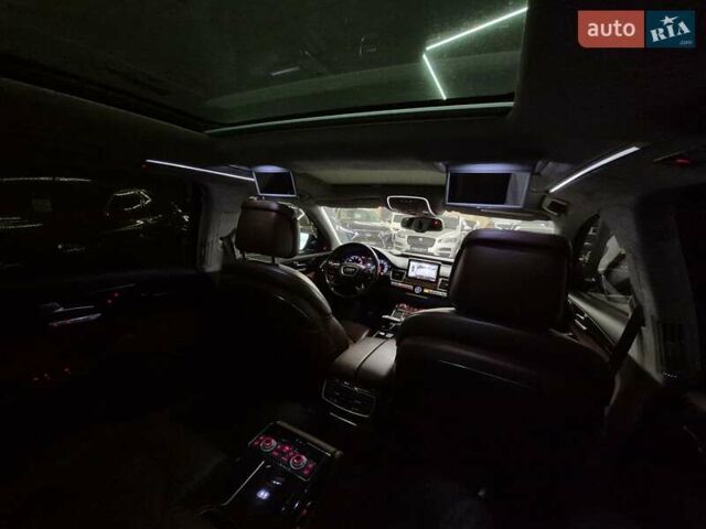 Синий Ауди А8, объемом двигателя 4 л и пробегом 239 тыс. км за 23499 $, фото 13 на Automoto.ua