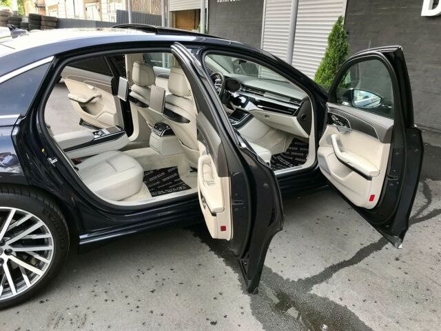 Синий Ауди А8, объемом двигателя 3 л и пробегом 70 тыс. км за 88900 $, фото 46 на Automoto.ua