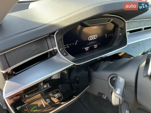 Синий Ауди А8, объемом двигателя 3 л и пробегом 90 тыс. км за 55000 $, фото 25 на Automoto.ua