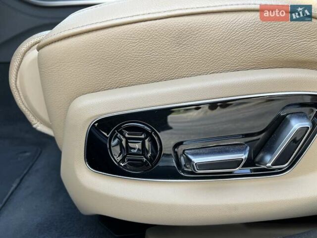 Синий Ауди А8, объемом двигателя 3 л и пробегом 90 тыс. км за 55000 $, фото 24 на Automoto.ua