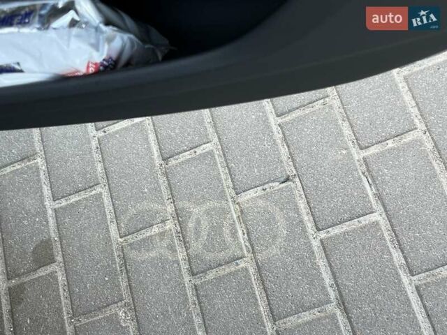 Синий Ауди А8, объемом двигателя 3 л и пробегом 90 тыс. км за 55000 $, фото 14 на Automoto.ua