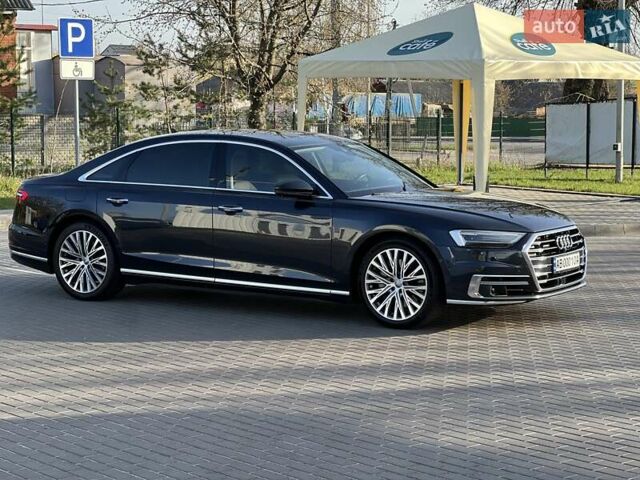 Синий Ауди А8, объемом двигателя 3 л и пробегом 90 тыс. км за 55000 $, фото 1 на Automoto.ua